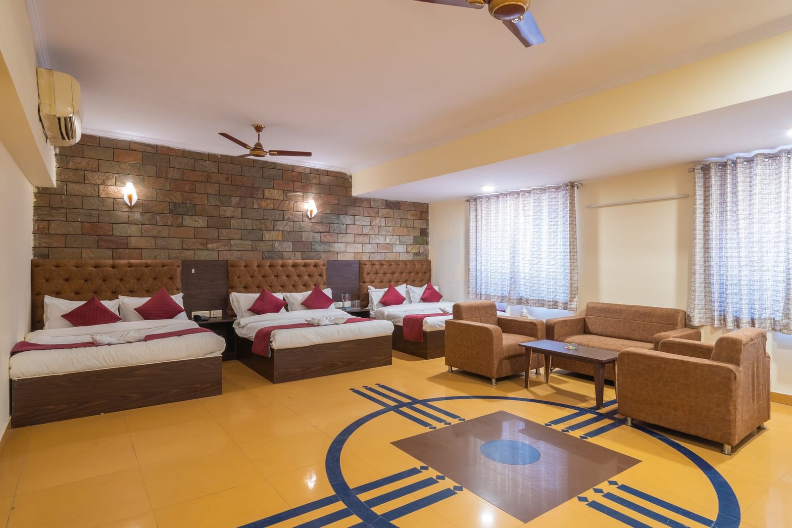 Hotel V Inn · Room 15