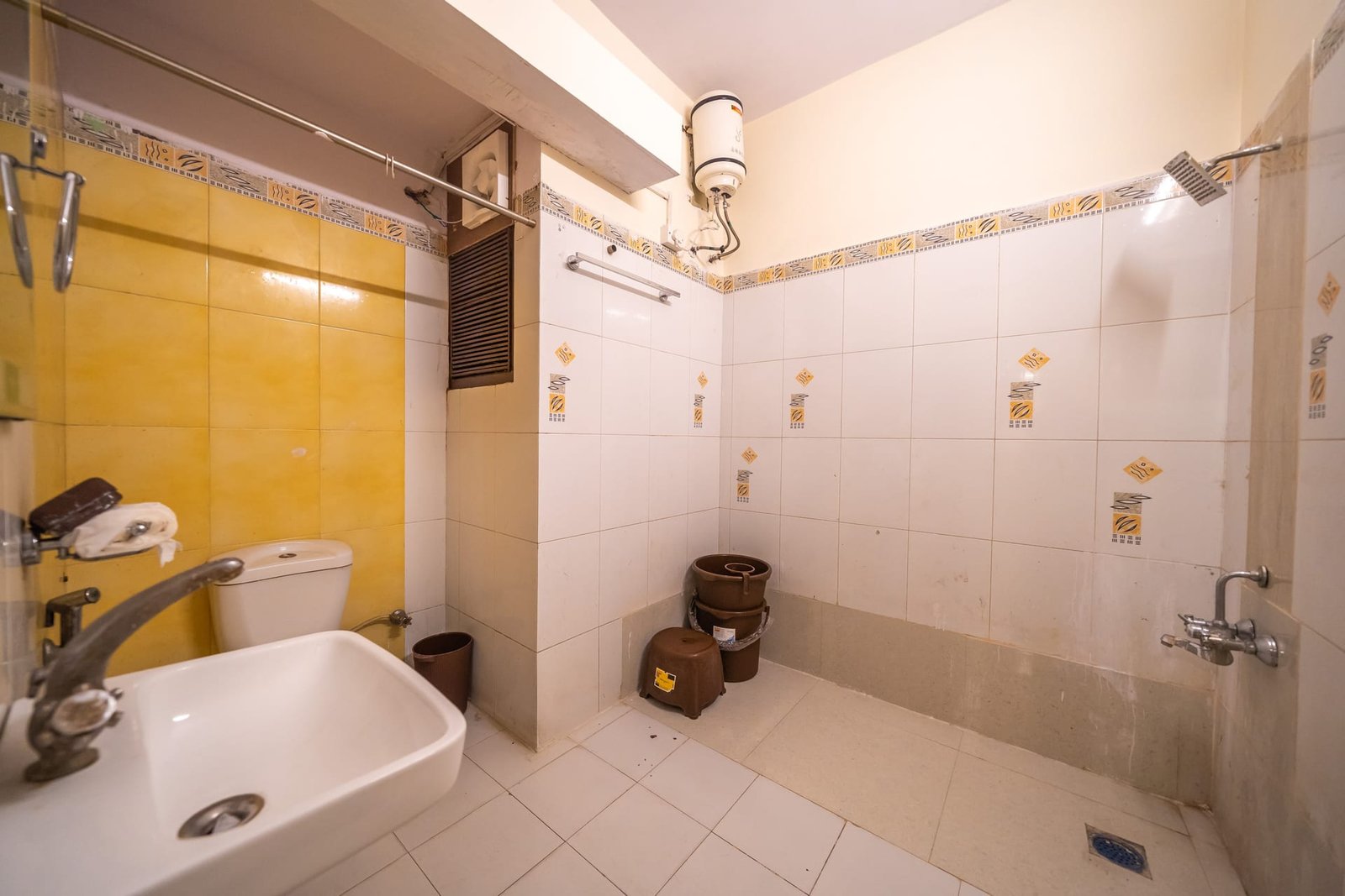 Hotel V Inn · Room 40