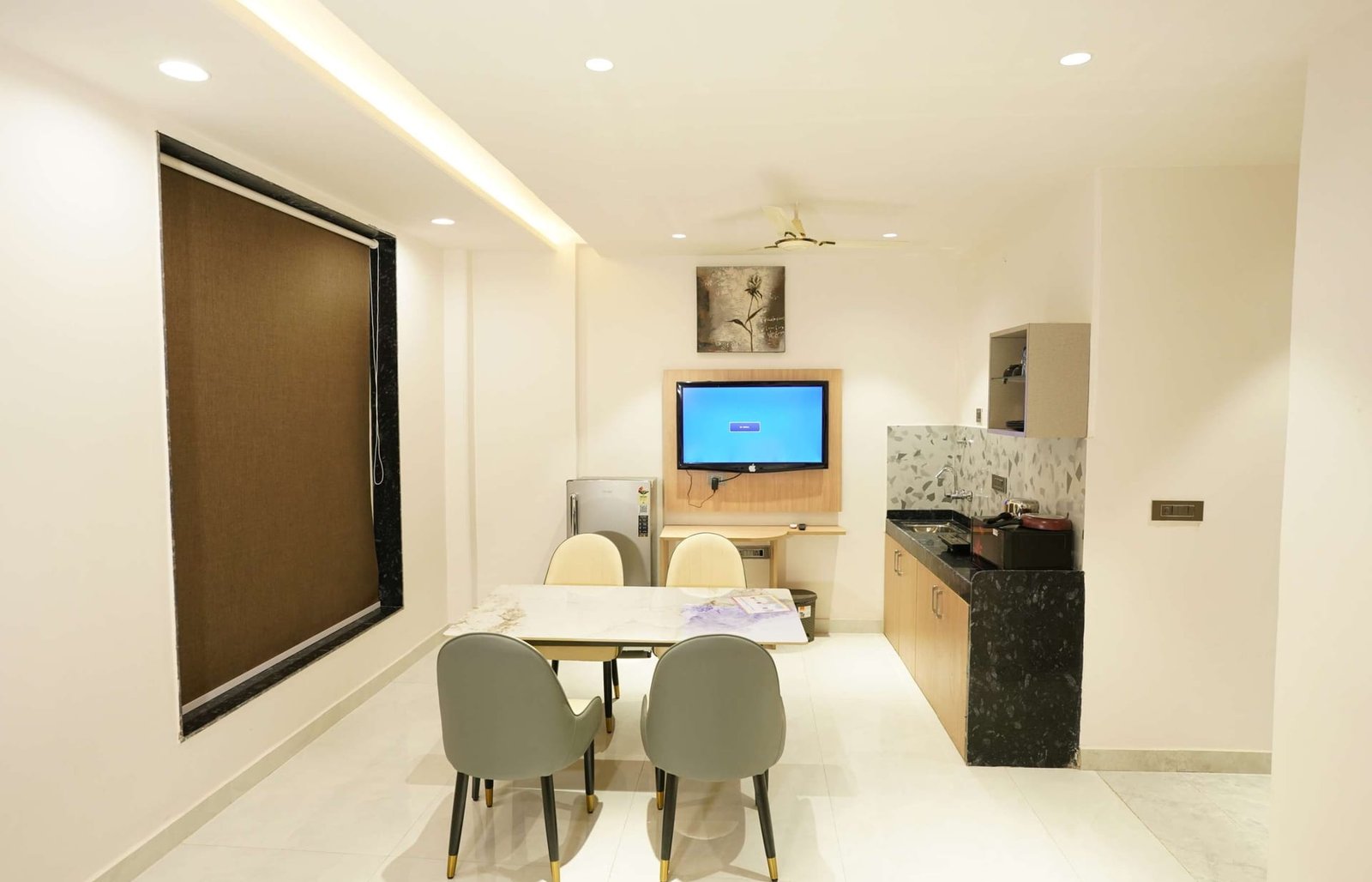 Hotel V INN STUDIO · Studio Suite 18