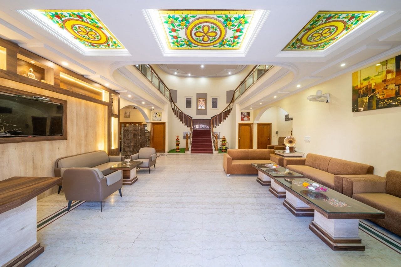 Hotel V Inn Villa